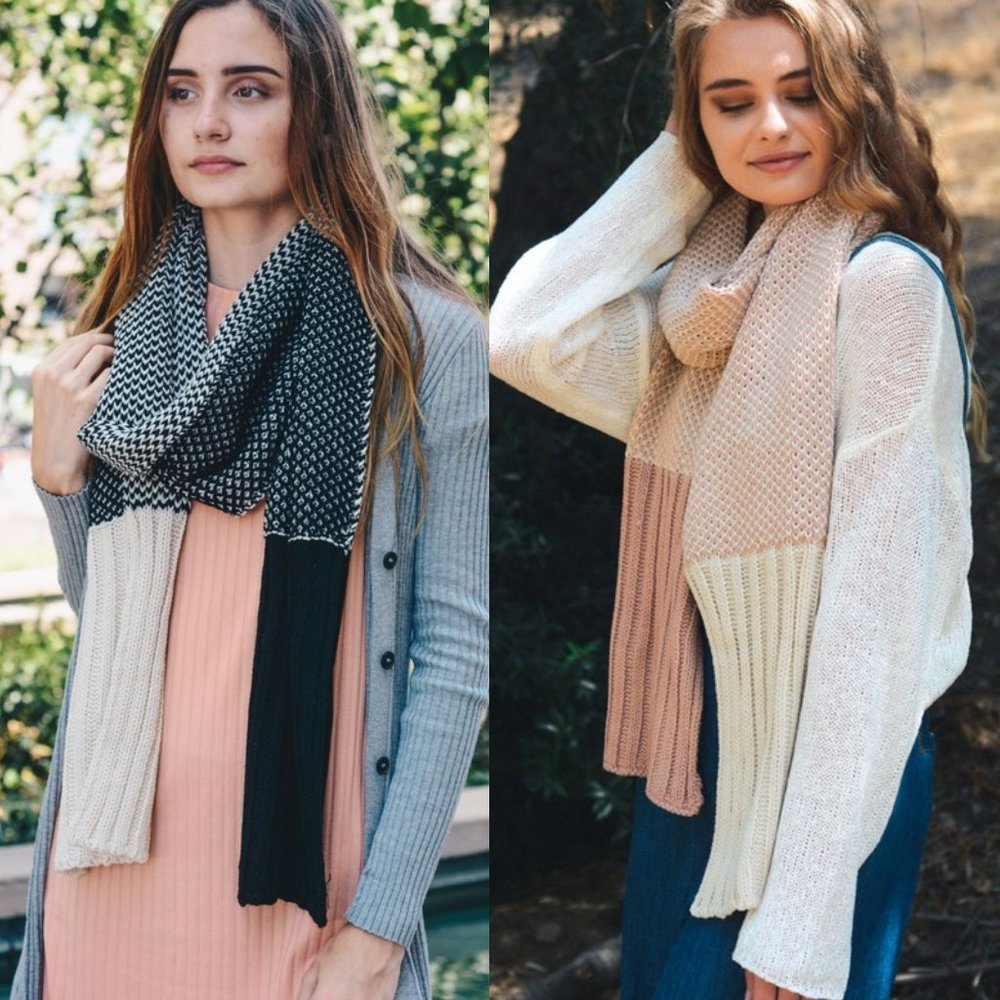 Cozy Season Two-Tone Contrast Knit Scarf